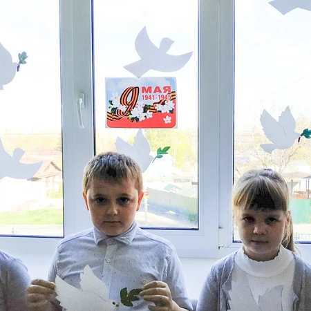 ​  Обучающиеся ГБУСОДО «ОЦЭКИТ» приняли участие во Всероссийской акции «Окна Победы»